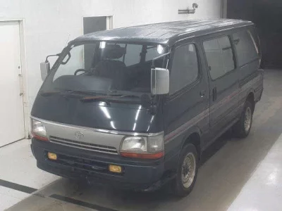 TOYOTA HIACE VAN