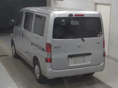 TOYOTA LITE ACE VAN
