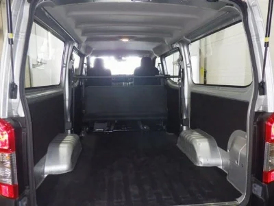 NISSAN CARAVAN