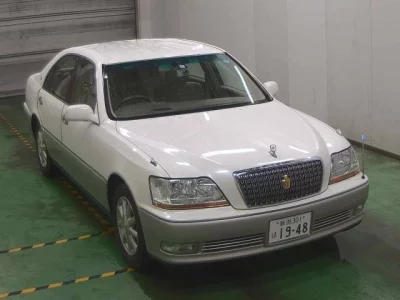 TOYOTA CROWN MAJESTA
