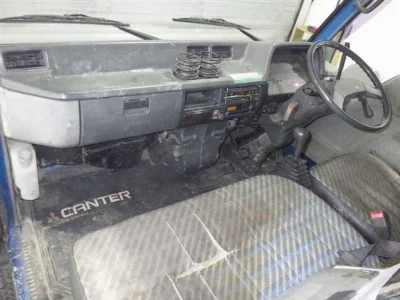MITSUBISHI CANTER