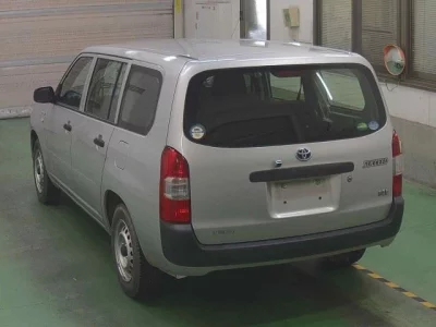 TOYOTA SUCCEED