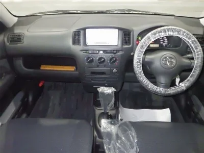 TOYOTA SUCCEED