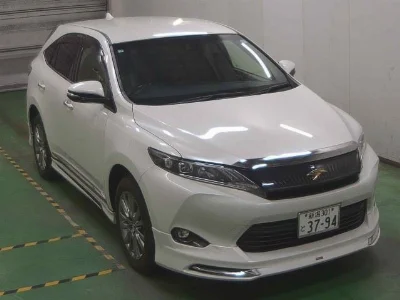 TOYOTA HARRIER