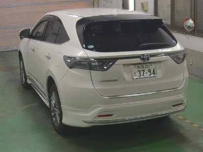 TOYOTA HARRIER
