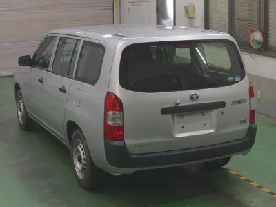 TOYOTA SUCCEED