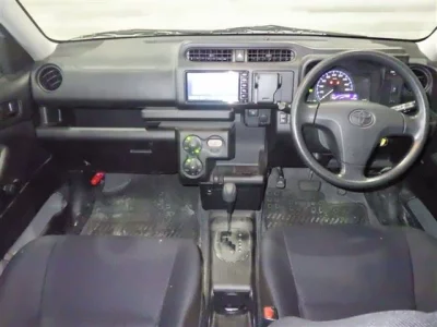 TOYOTA SUCCEED