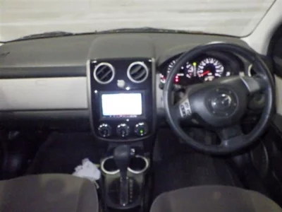 MAZDA VERISA