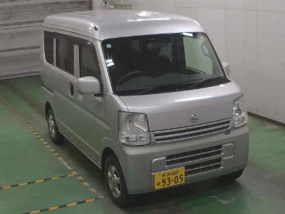 NISSAN CLIPPER VAN