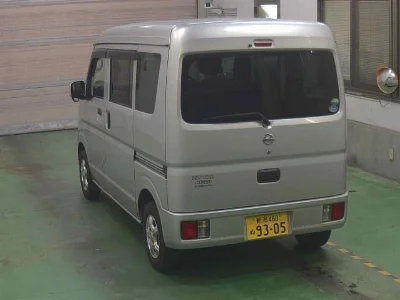 NISSAN CLIPPER VAN