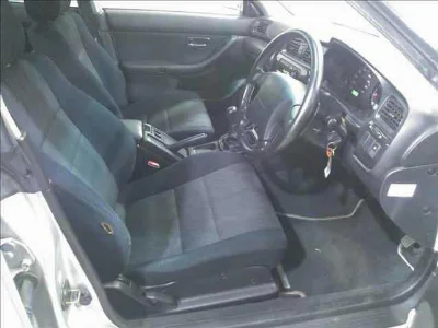SUBARU LEGACY B4