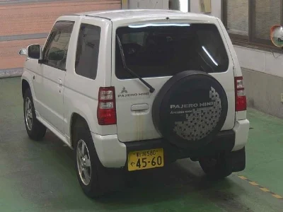 MITSUBISHI PAJERO MINI