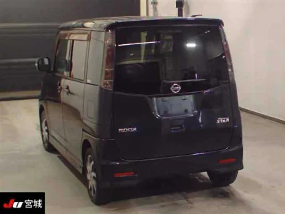 NISSAN ROOX
