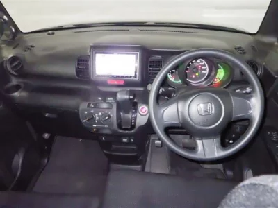 HONDA N BOX PLUS