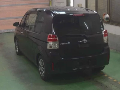 TOYOTA SPADE