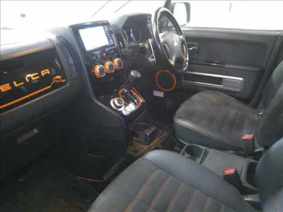 MITSUBISHI DELICA D5