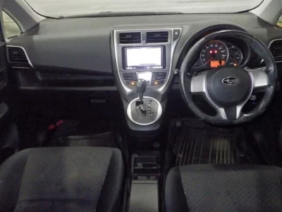 SUBARU TREZIA