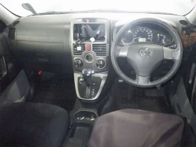 TOYOTA RUSH