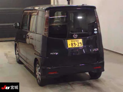 NISSAN ROOX