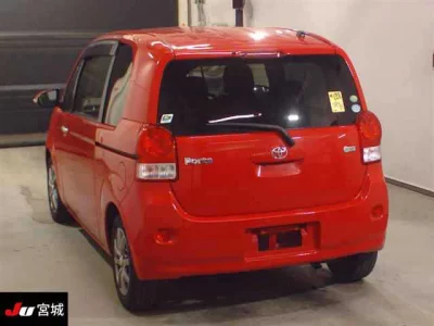 TOYOTA PORTE