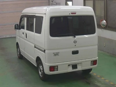 NISSAN CLIPPER VAN