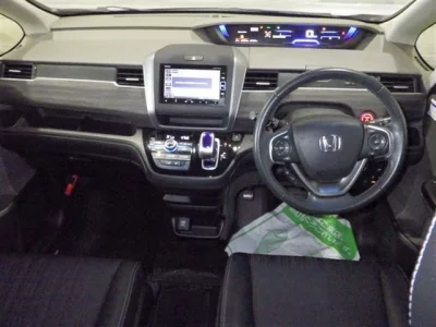 HONDA FREED+