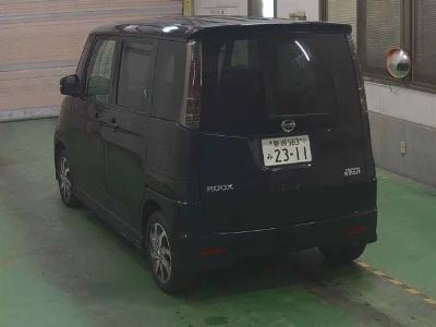 NISSAN ROOX