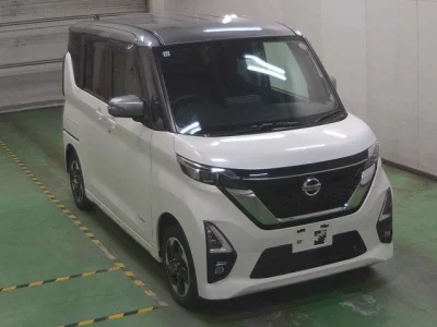 NISSAN ROOX