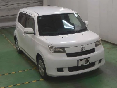 TOYOTA BB