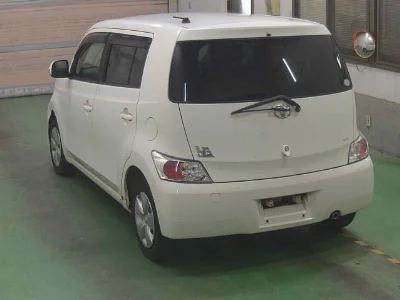 TOYOTA BB