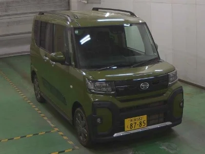 DAIHATSU TANTO FUN CROSS