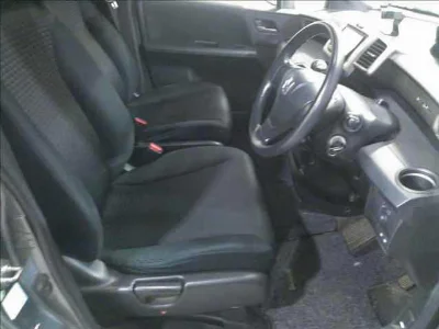 HONDA FREED SPIKE