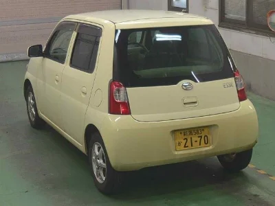 DAIHATSU ESSE