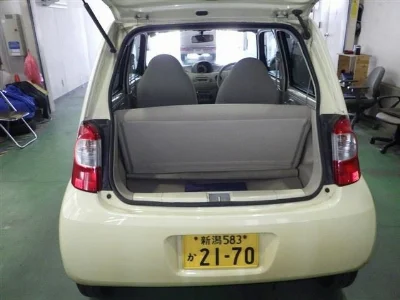 DAIHATSU ESSE