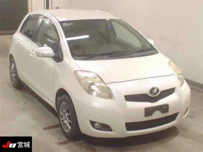 TOYOTA VITZ