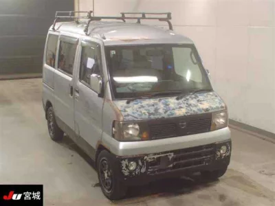 NISSAN CLIPPER VAN
