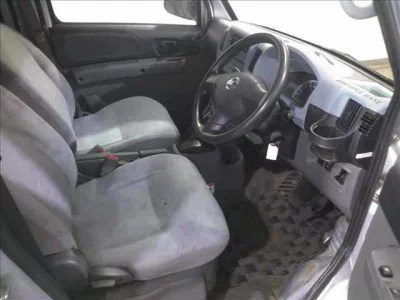 NISSAN CLIPPER VAN