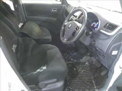 MITSUBISHI DELICA D2