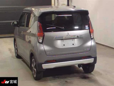 MITSUBISHI EK X