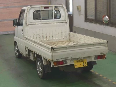 NISSAN CLIPPER TRUCK