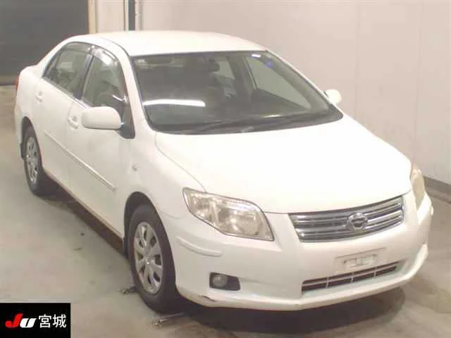 Toyota Corolla Axio  с аукциона в Японии