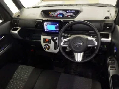 DAIHATSU WAKE