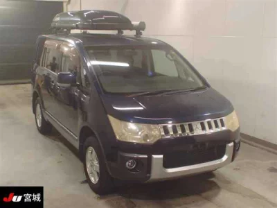 MITSUBISHI DELICA D5