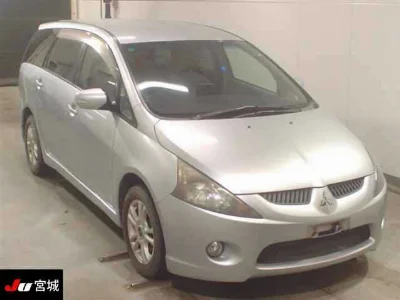 MITSUBISHI GRANDIS