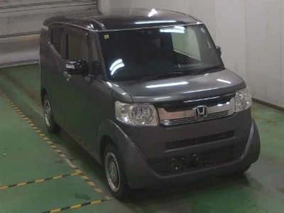 HONDA N BOX SLASH