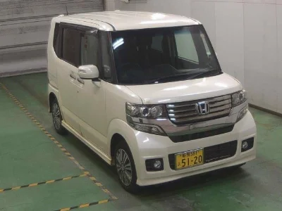 HONDA N BOX PLUS