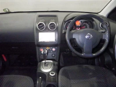 NISSAN DUALIS