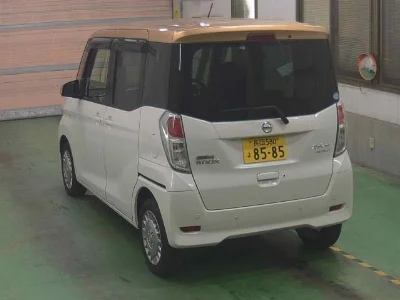 NISSAN DAYZ ROOX