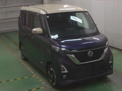 NISSAN ROOX