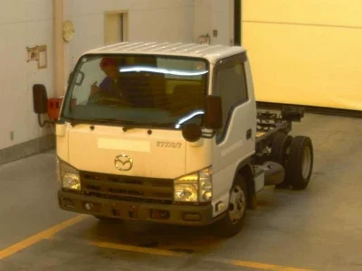 MAZDA TITAN